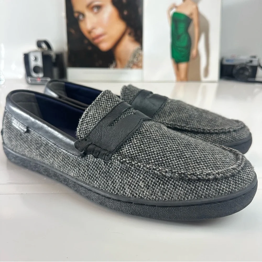 Cole Haan Men’s Penny Loafers Textured Gray · Black LeatherClassic Smart Casual